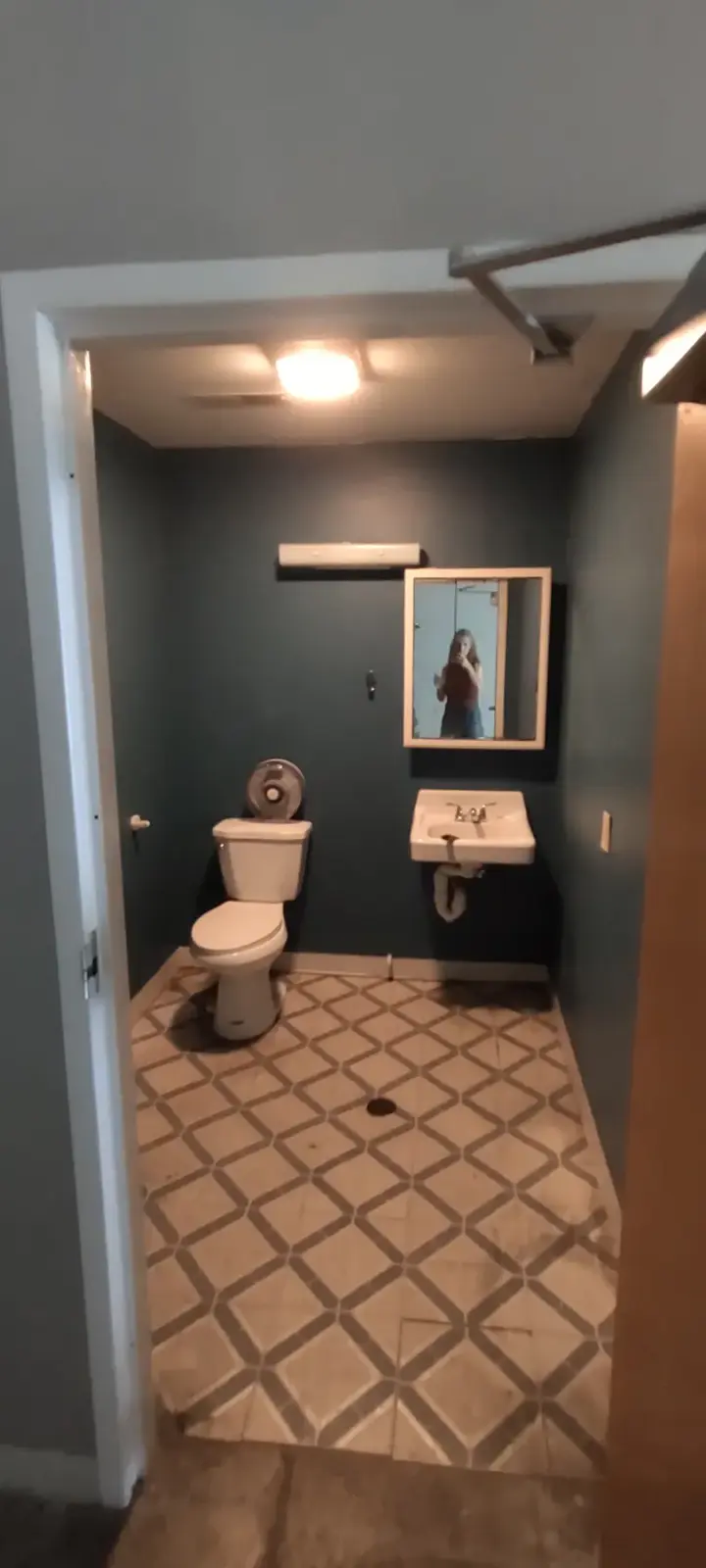 Clean Refill Store: Bathroom