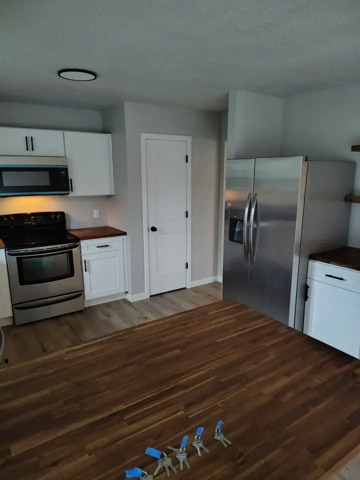 Flip D Renovation: Kitchen View 4